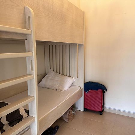 Bollywood Beach Hostel Дубай Екстер'єр фото