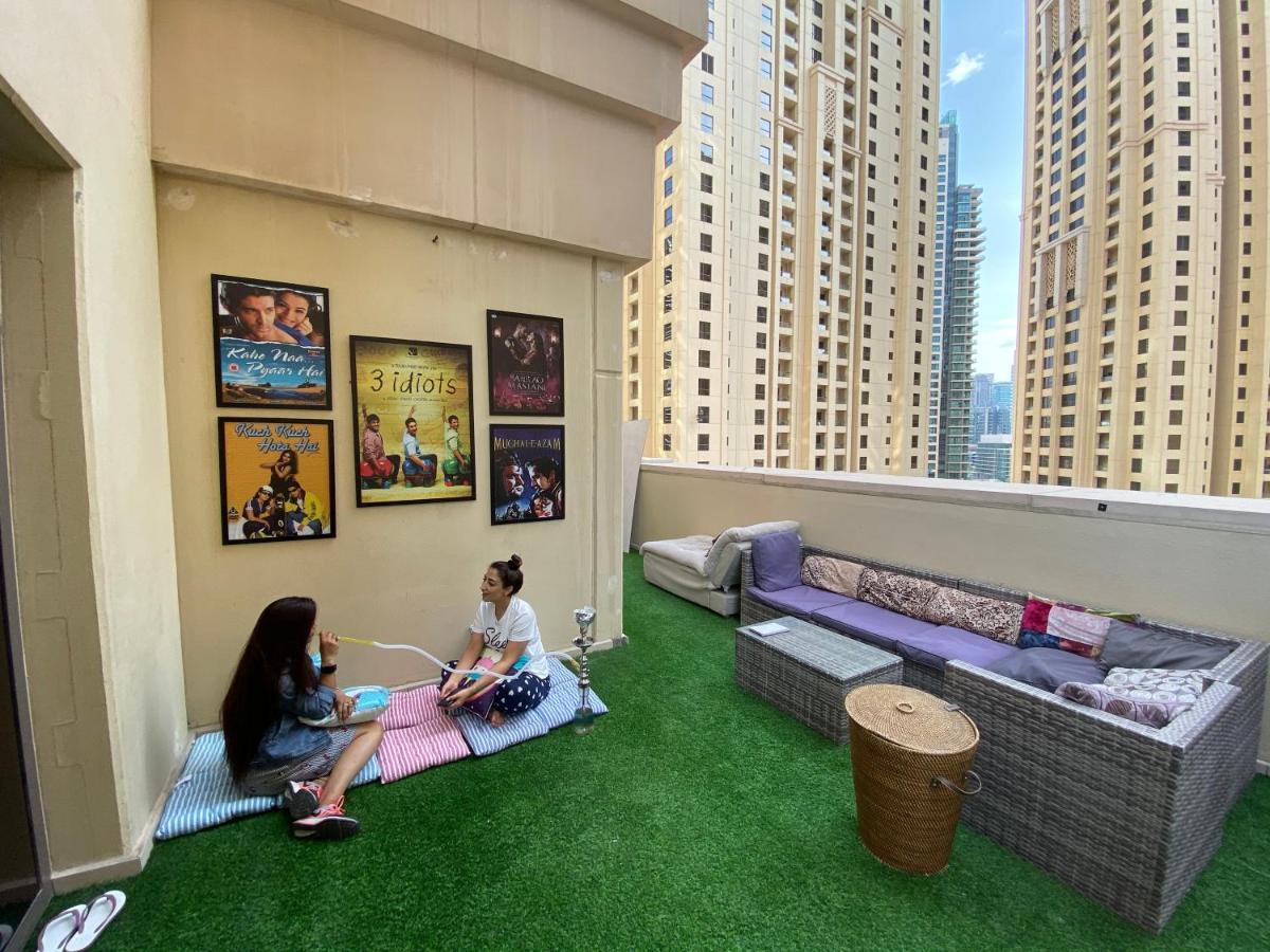 Bollywood Beach Hostel Дубай Екстер'єр фото