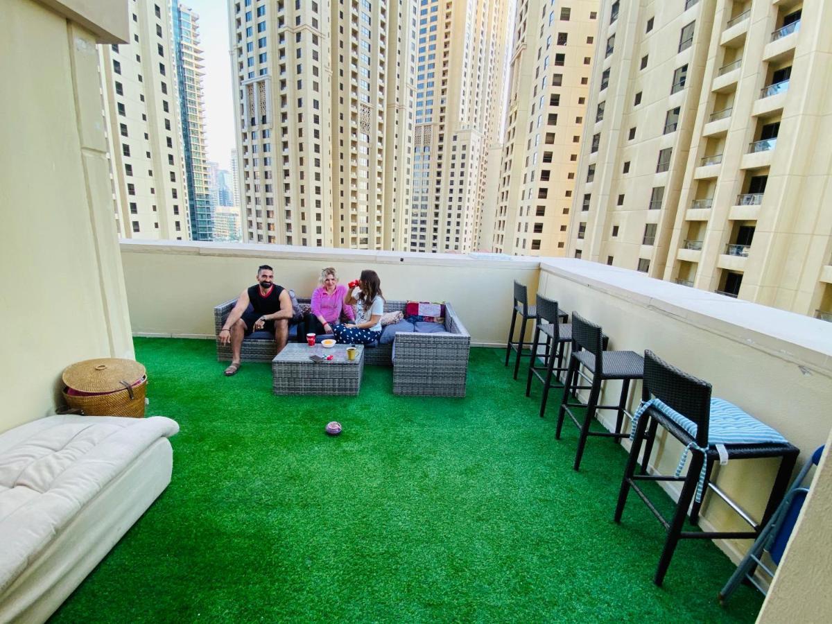Bollywood Beach Hostel Дубай Екстер'єр фото