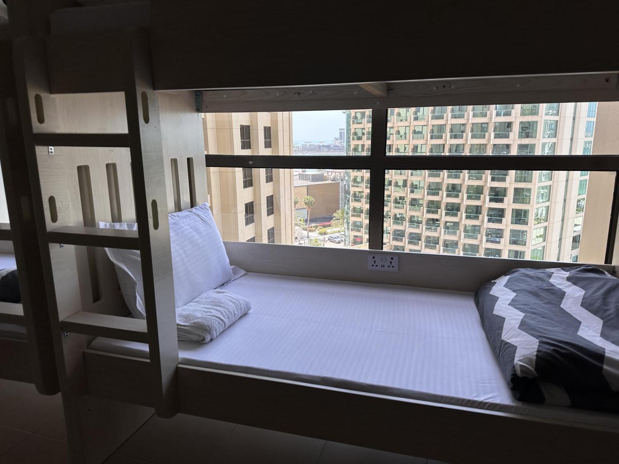Bollywood Beach Hostel Дубай Екстер'єр фото